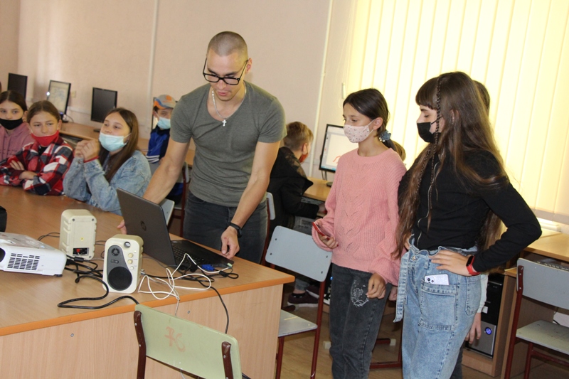 Учасники воркшопу зі штучного інтелекту